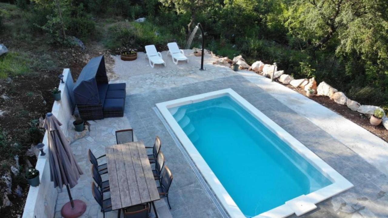 Holiday Home Jadric Osoje Bagian luar foto